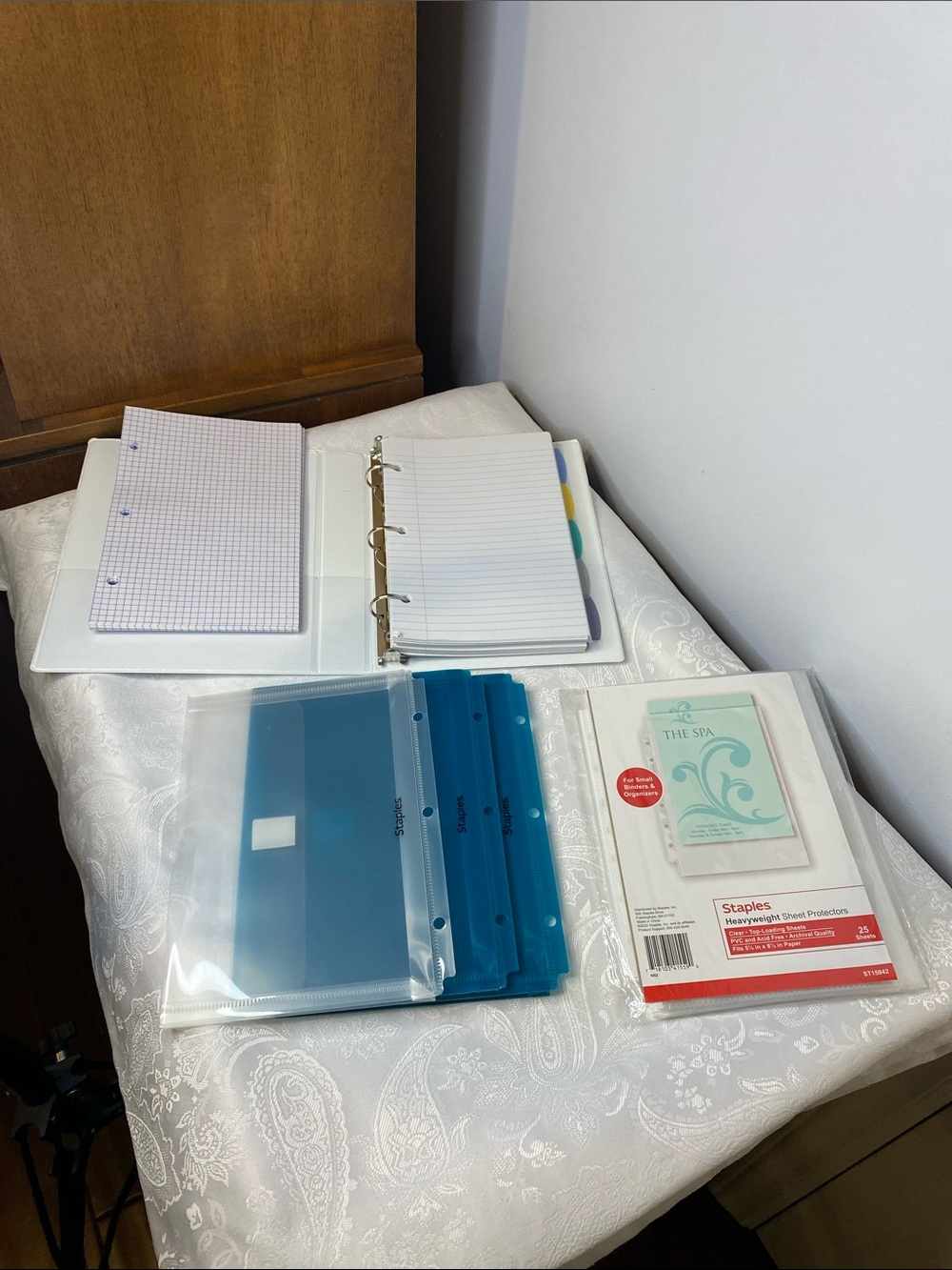 Staples Mini Binder Accessories- 5.5" x 8.5" Sheet Protectors & Pocket Dividers